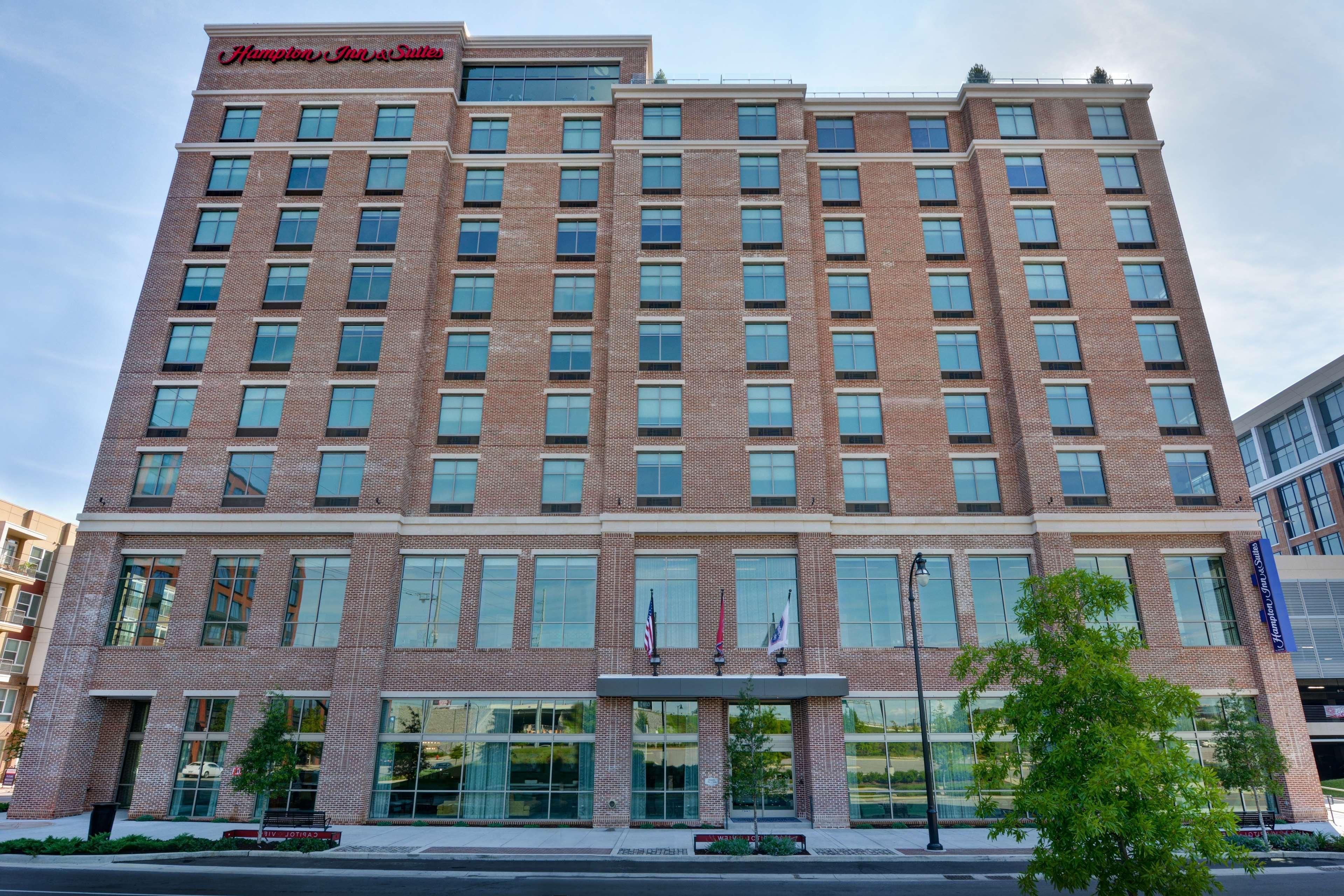 Hampton & Downtown Capitol View, Tn Hotel