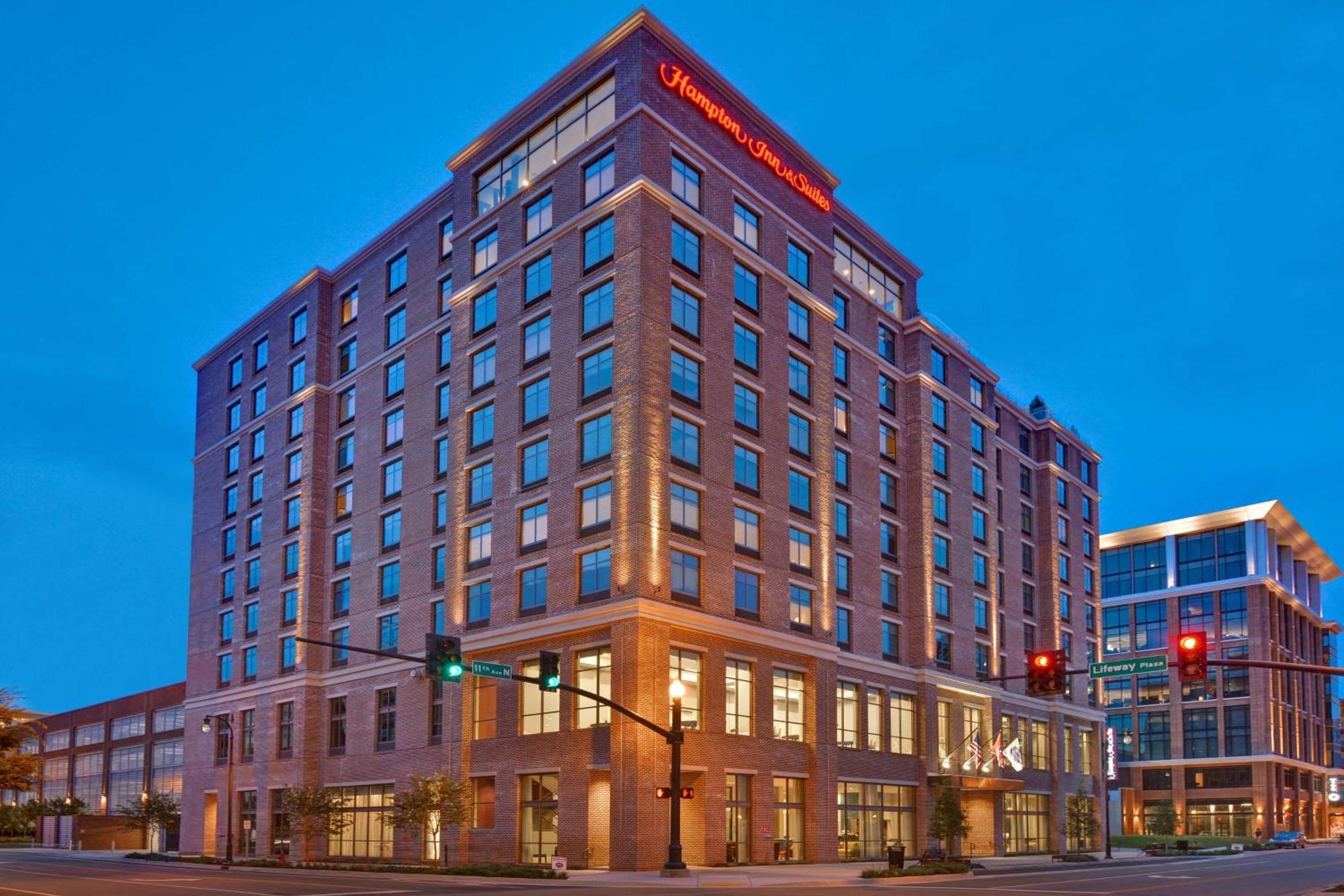 Hampton & Downtown Capitol View, Tn 3*